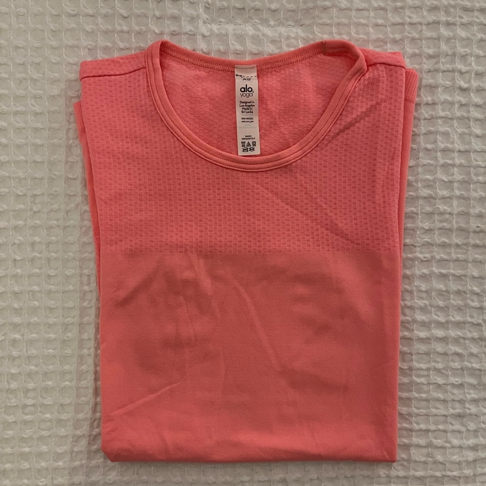 Alo Workout Tee